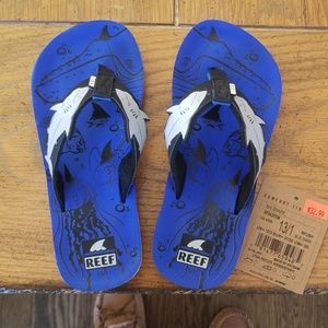 Boys reef flip flops sharks